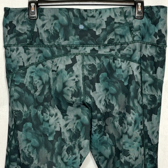 Athleta Tight, Compression, Zip Pockets, Green, NWT in Size 3X - Picture 8 of 16